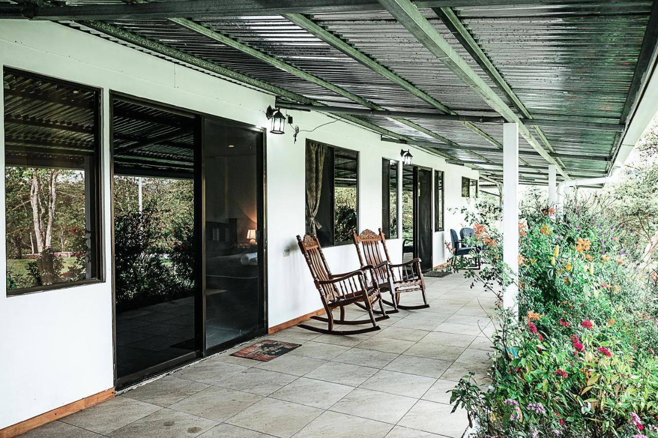Little Paradise Nuevo Arenal Exterior photo